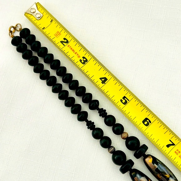 Necklace~Wooden Painted / Host Pick - Picture 7 of 10